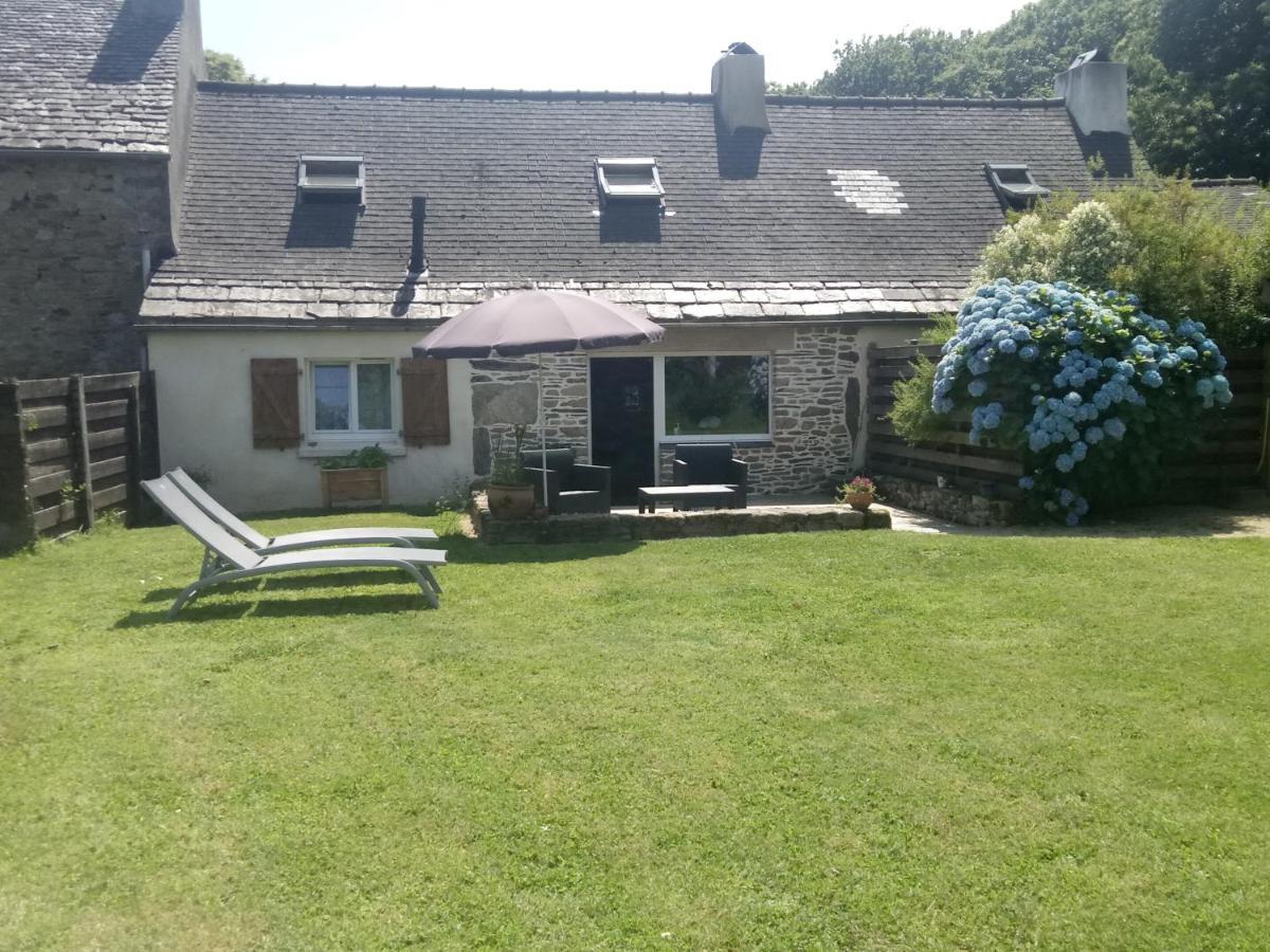 Petite Maison Dans Les Monts D'Arree Ty Coz Commana Buitenkant foto